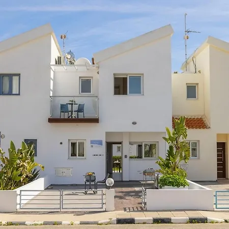 Villa Nora Protaras