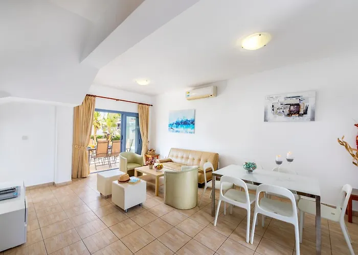 Nora * بروتاراس